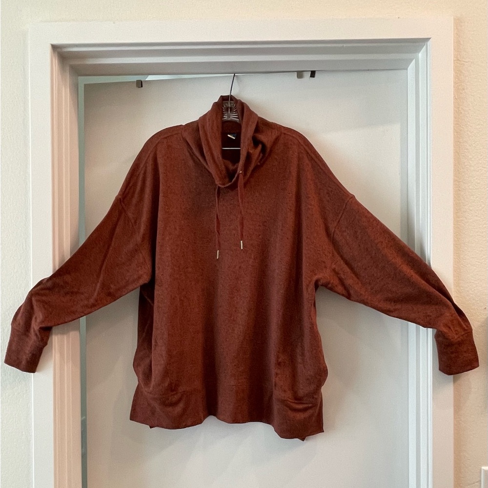 LIKE NEW! Women’s Rust Cowl-neck Sweatshirt